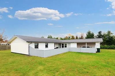 8 person holiday home in Væggerløse-By Traum