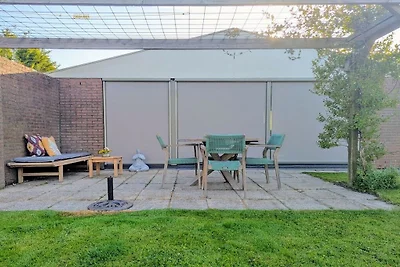 Ferienhaus in Schoorldam mit Barbecue