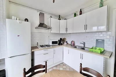 Am geräumigen SNCF-Bahnhof Faffa T5