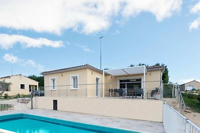 Sehr schöne Villa mit privatem Pool in...