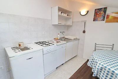 Apartments Karbuni By The Sea - One Bedroom a...