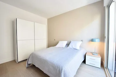 3-Zimmer-Apartment im Herzen von Cannes, 2 Mi...