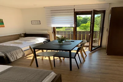 Guesthouse Family Bosnic - Suite Room with Ba...