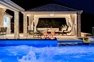 Villa Blue Sky - Three Bedroom Villa with...