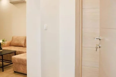 Deluxe One Bedroom Apartment with Terrace