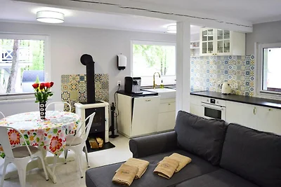 Ferienhaus mit Baumhaus, Sauna und Hot Tub, d...