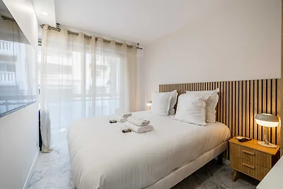 Elegantes Apartment mit Balkon in Strandnähe ...