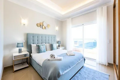 Wohnung in Lagos mit Golf und Spa