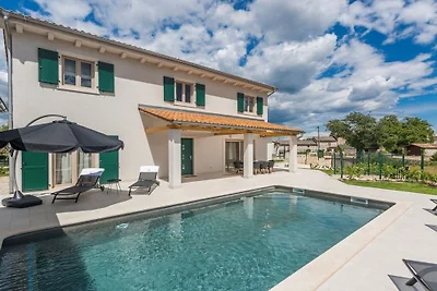 Villa in Barban mit Schwimmbecken