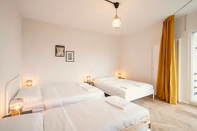 Sehr große 3-Zimmer-Wohnung mit 14 Bädern in ...