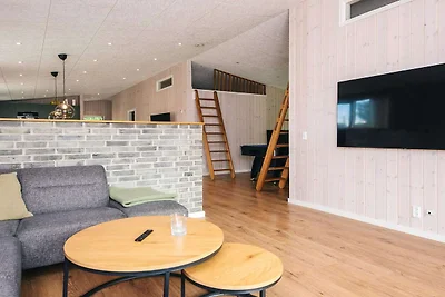 14 Personen Ferienhaus in Glesborg-By Traum