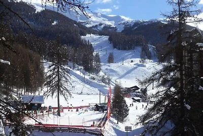 Wohnung in Les Orres mit Zugang zu den Pisten