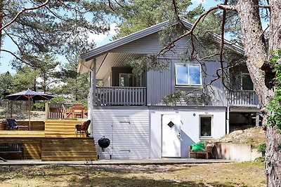 10 person holiday home in YNGSJÖ