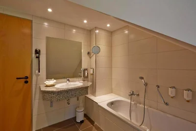 H+ Hotel & SPA Friedrichroda Sunday Junior...