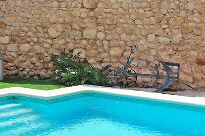 Villa in Muro met zwembad