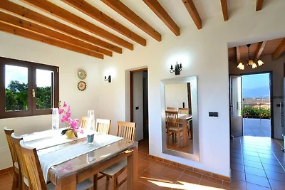 Haus in der Nähe von Muro mit Pool und Grill...