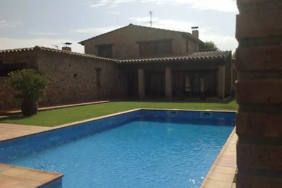 Villa a Peratallada con piscina privata