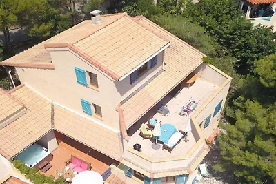 In de Villa Bleu