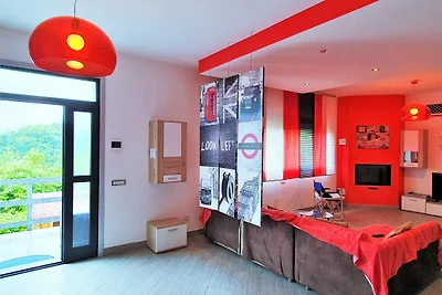 Casa vacanza a Luino con balcone