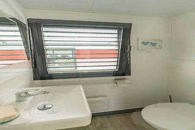 Havel Houseboat Serenity