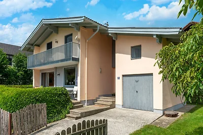 Bella casa vacanze ad Attersee con giardino