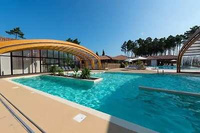 Apartment am See Parentis mit Pools