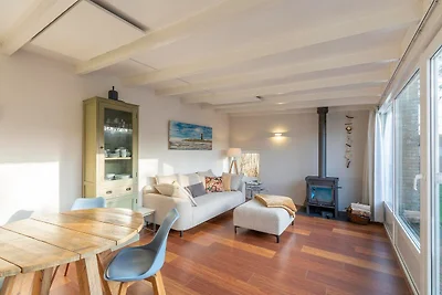Bungalow in Sint Maartenszee am Strand
