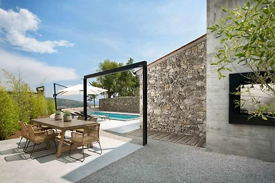 Villa unica a Labin con piscina privata...