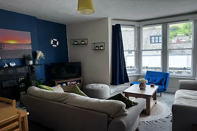 SEASIDE Apartment Two Bed Room Apartment (4...