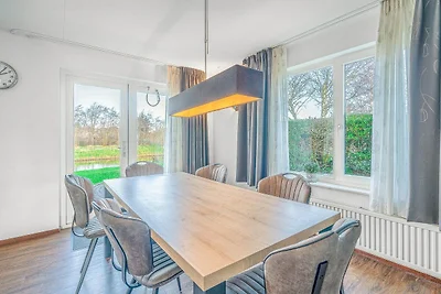 Charmante Villa in der Nähe von Meer und Wald