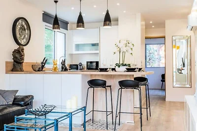 2-Zimmer-Apartment mit Terrasse, 8 Gehminuten...