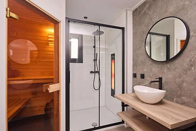 Luxuriöse Familienlodge mit Whirlpool