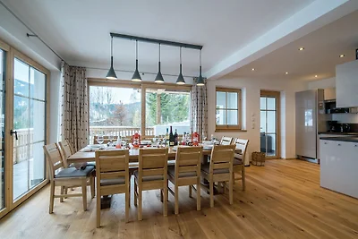 Herrlich gelegenes Premium-Chalet mit Sauna