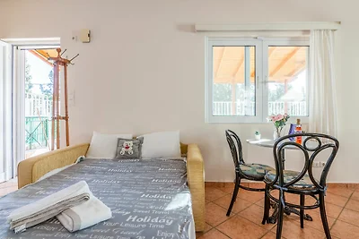 Gemütliche Wohnung in Porto Rafti