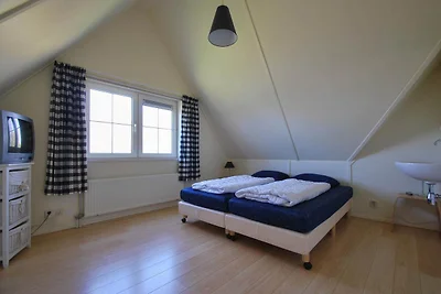 Deluxe-Strandvilla für 6 Gäste mit Sauna