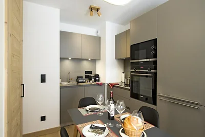 Appartamento nelle Alpi con sci