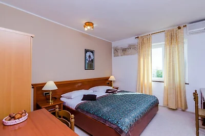 Apartments Nicol - Two-Bedroom Apartment with...
