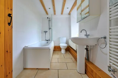 Georgisch Devon Huis met Bubbelbad