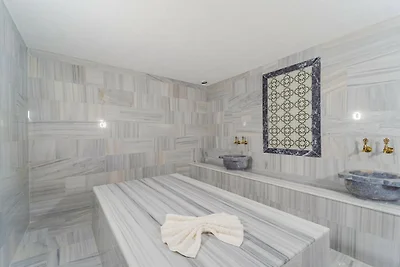 Villa in Kalkan mit Schwimmbecken