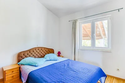 Verführerische Wohnung in Stomorska in der Nä...