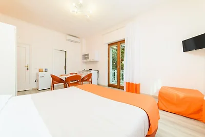 Mooi studio-appartement met één slaapkamer