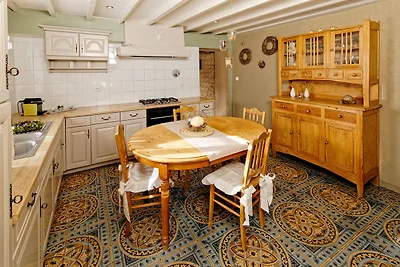 Accogliente cottage in agriturismo a Gimnée