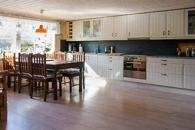 Charmantes Ferienhaus am Sjunnaryd-See