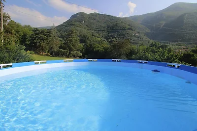 Ferienhaus in Camaiore mit Garten