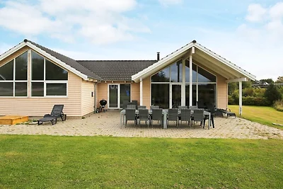 16 Personen Ferienhaus in Tisvildeleje