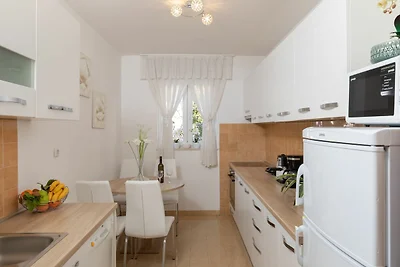 2-Zimmer-Wohnung mit Whirlpool