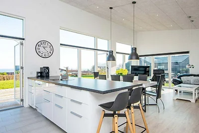 10 Personen Ferienhaus in Sjølund-By Traum