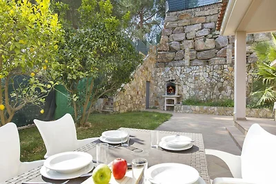Villa in Spagna vicino Cala Canyelles