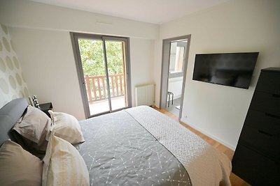 Zeer mooi appartement met balkon - 4P/1BR - 6...