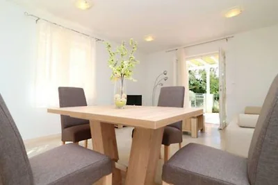Apartments Seafront Silence - One Bedroom Apa...